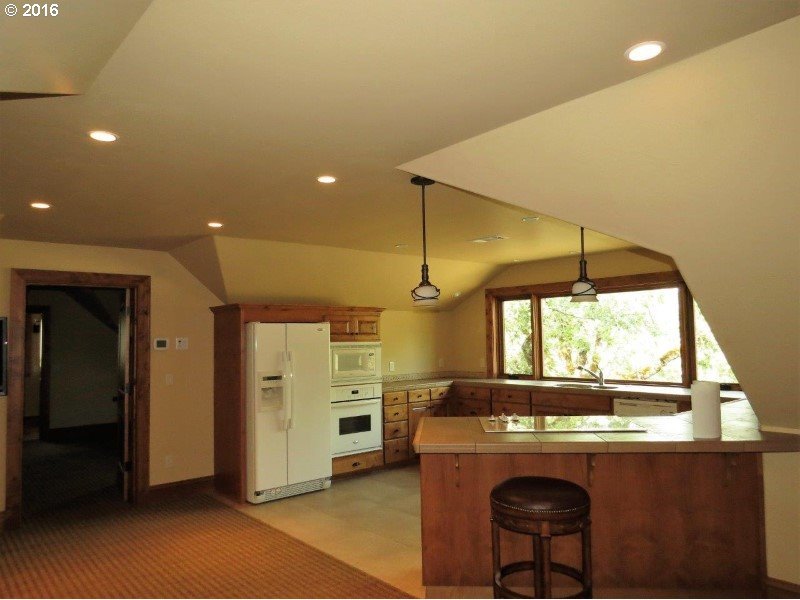 13400 Table Rock Road White City, OR 97503 - Photo 30 of 32 Gallery Image 30