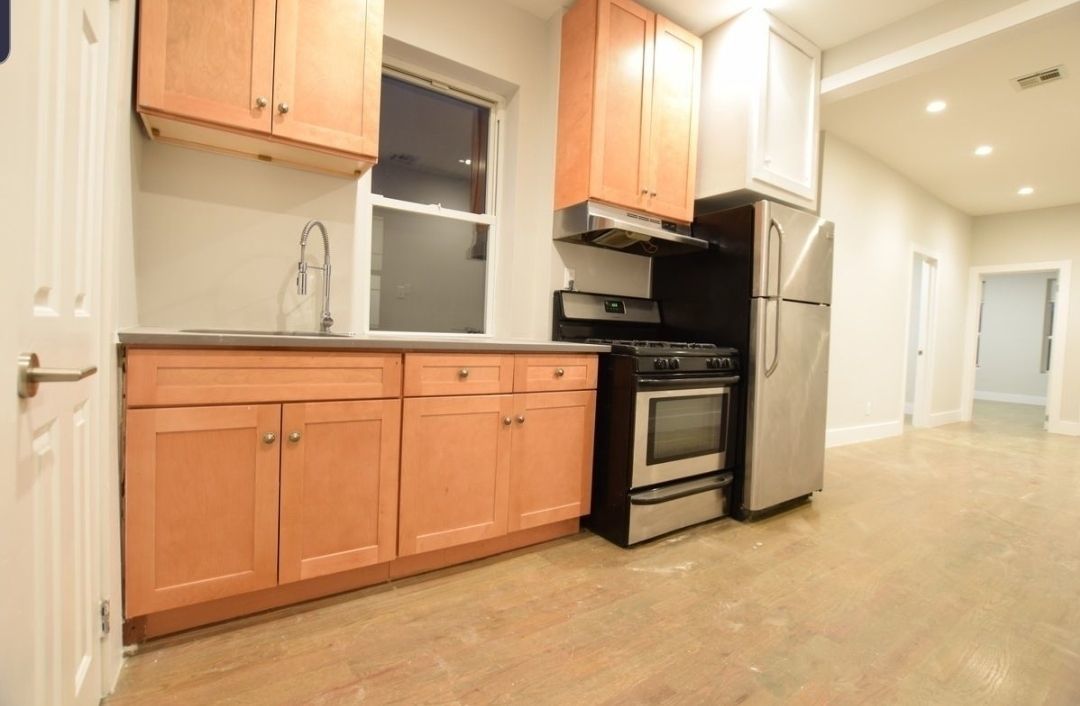 226 Pulaski Street, Unit 10 Brooklyn, NY 11206 - Photo 1 of 6