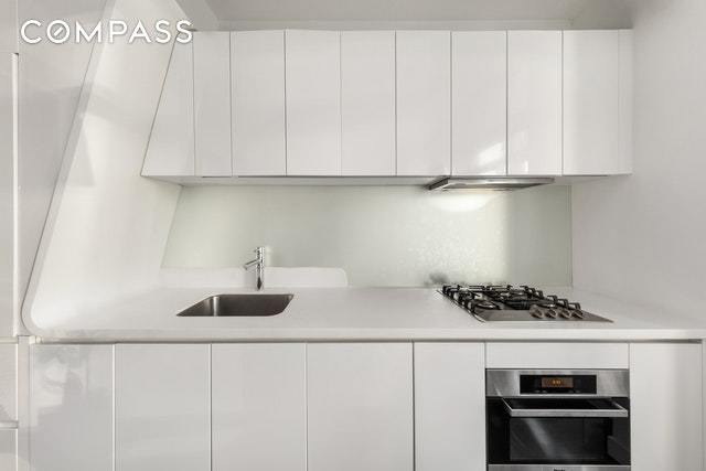 123 Washington Street, Unit 28C Manhattan, NY 10006 - Photo 4 of 5