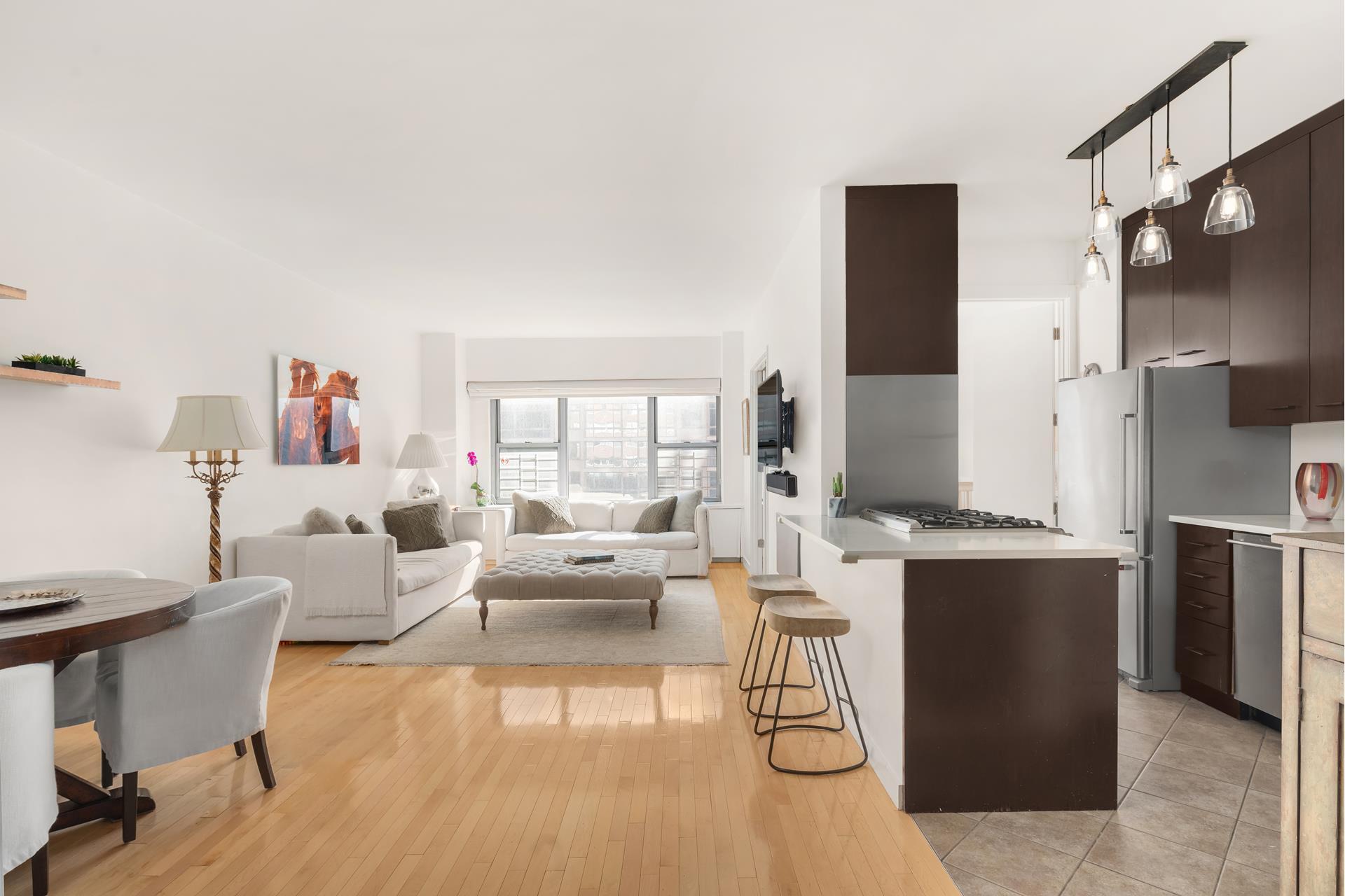 360 East 72nd Street, Unit B1001 Manhattan, NY 10021 - Photo 1 of 16