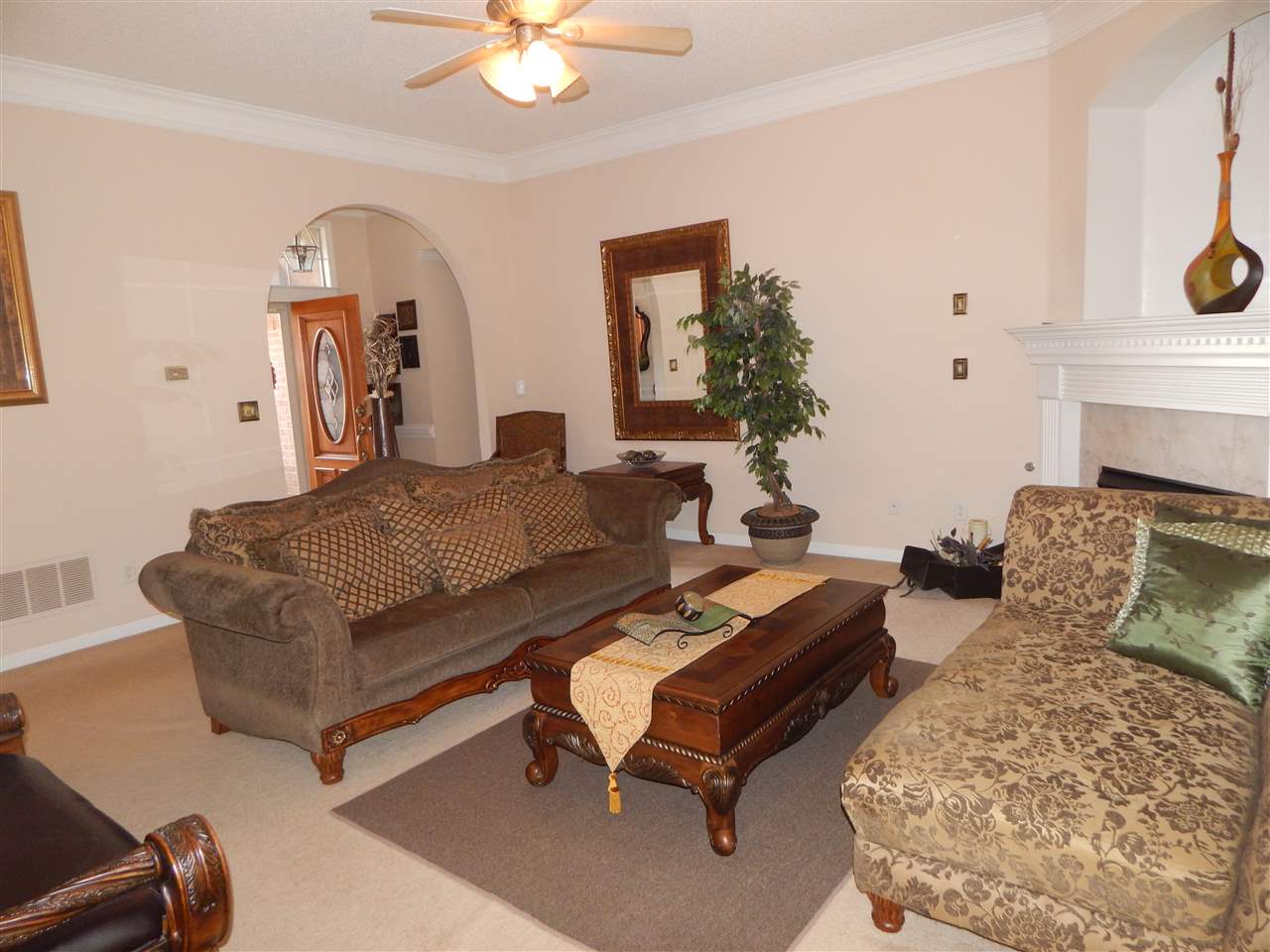 9301 Breakstone Cove Collierville, TN 38017 - Photo 6 of 22