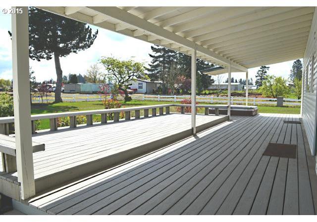 8330 Southwest River Road Hillsboro, OR 97123 - Photo 14 of 16