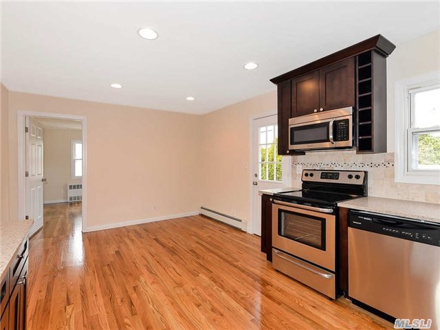 1497 South Meadow Road Merrick, NY 11566 - Photo 6 of 15