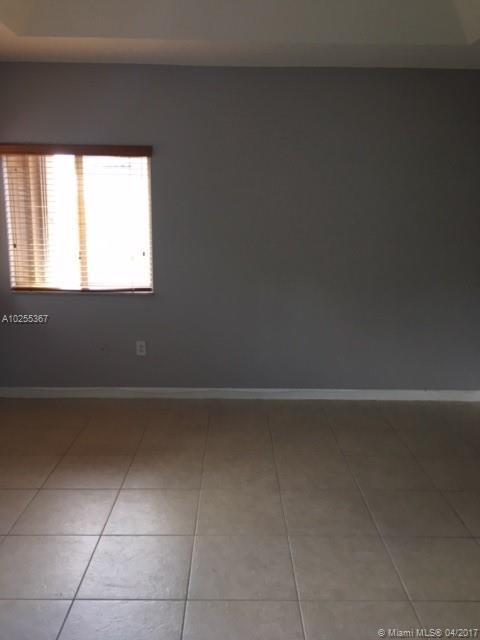 16633 Southwest 50th Terrace Miami, FL 33189 - Photo 4 of 6