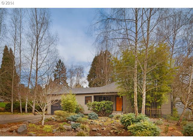 3034 Southwest Flower Terrace Portland, OR 97239 - Photo 15 of 16 Gallery Image 15