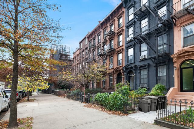 $1,240,000 | 502 Clinton Avenue | Clinton Hill