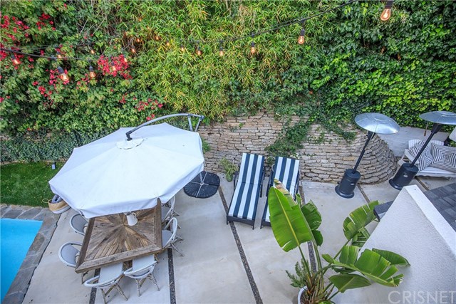 8809 Evanview Drive Los Angeles, CA 90069 - Photo 26 of 46