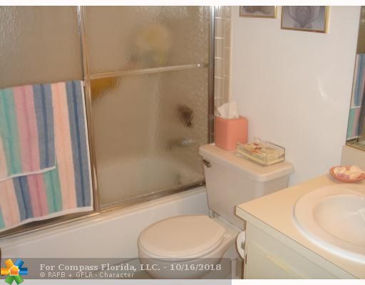 Sunrise Lakes Condominiums Sunrise, FL 33322 - Photo 15 of 15