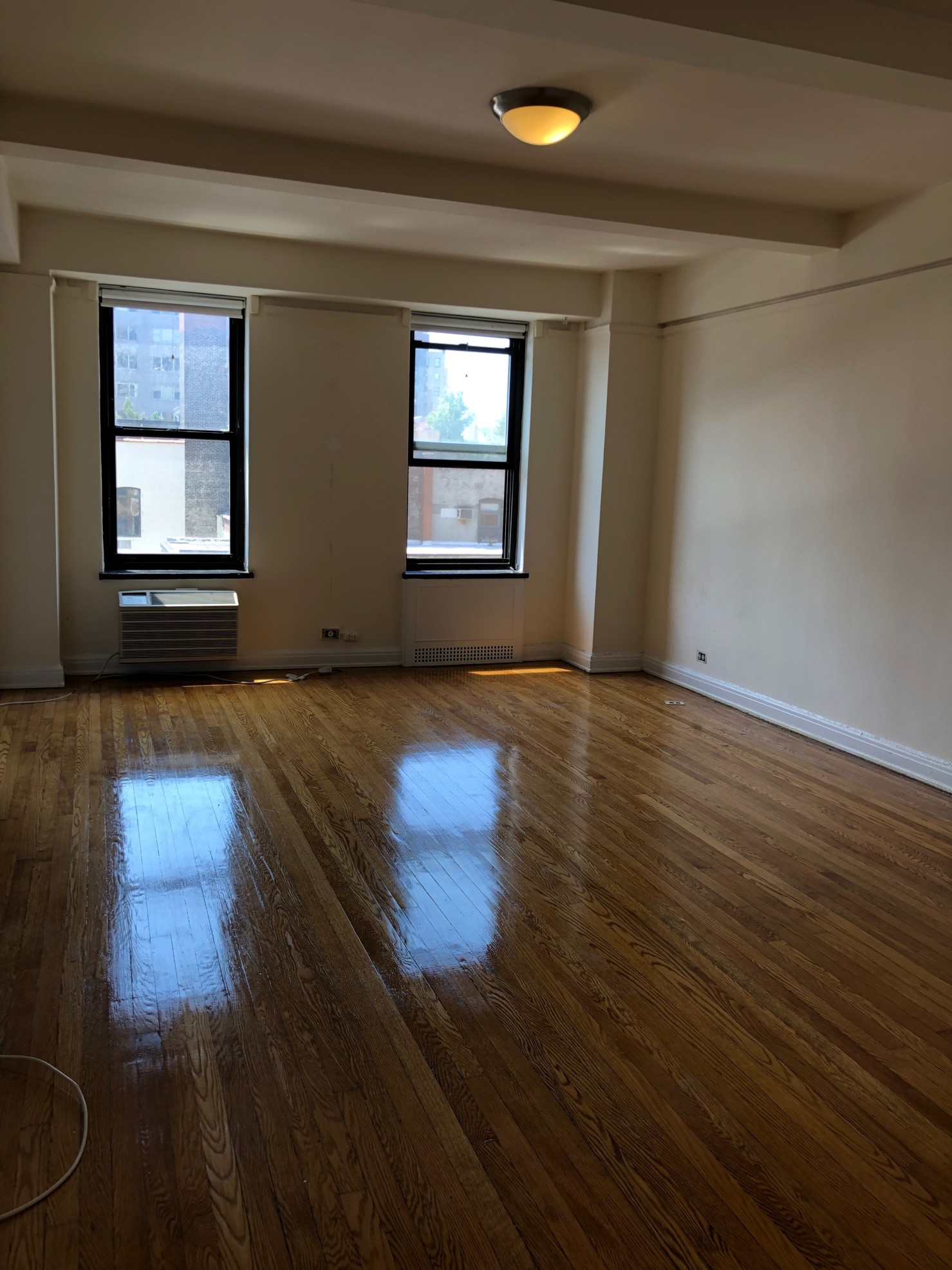 161 West 16th Street, Unit 11D Manhattan, NY 10011 - Photo 4 of 10