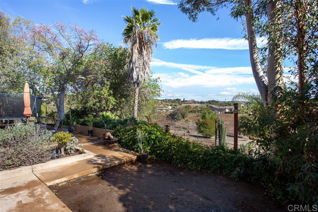 3330 Mary Lane Escondido, CA 92025 - Photo 15 of 17