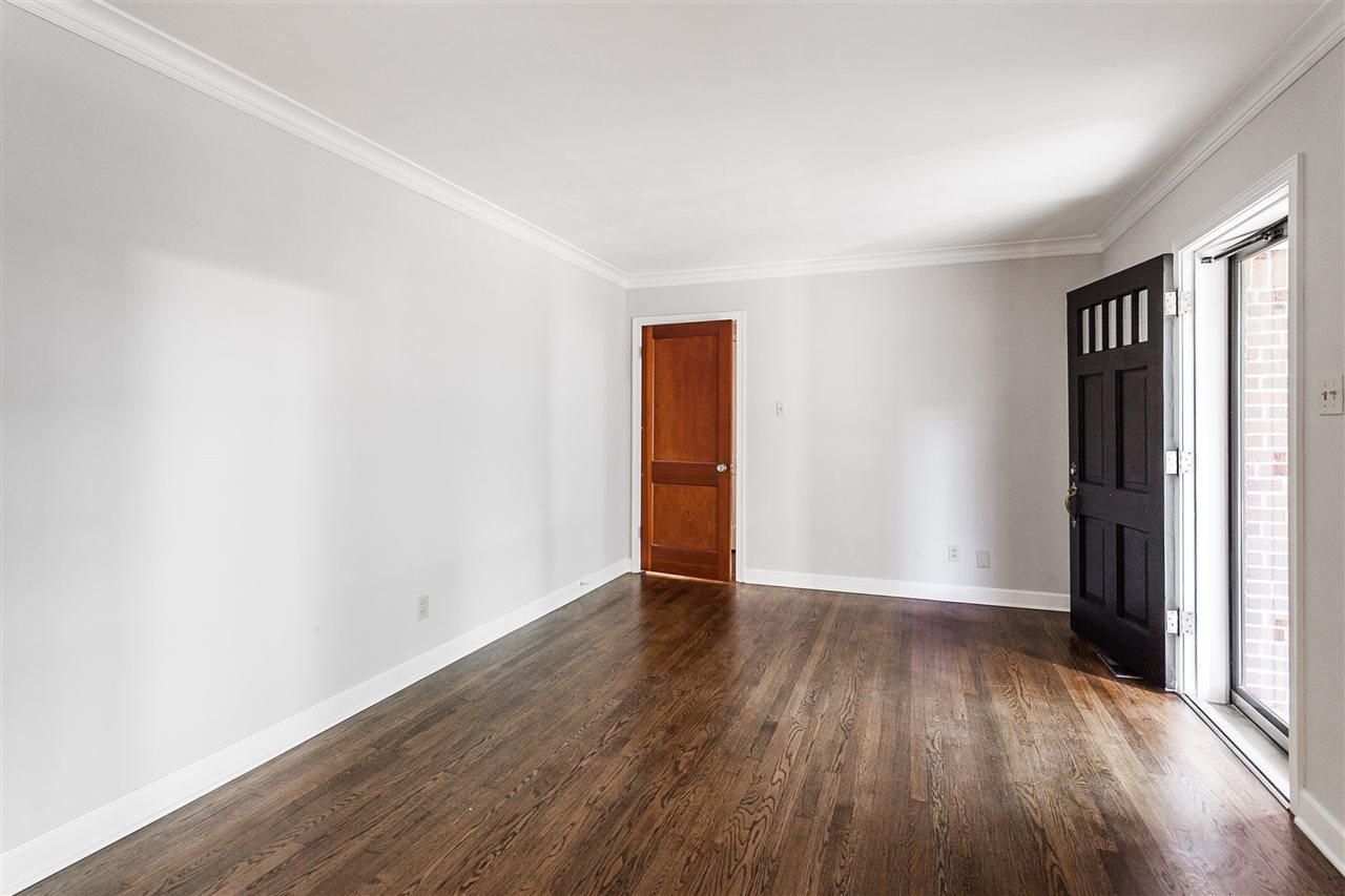 502 Gerald Road Memphis, TN 38122 - Photo 10 of 21 Gallery Image 10