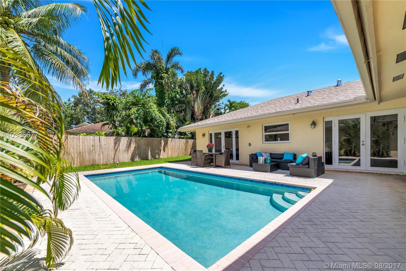 19 Boxwood Road Hollywood, FL 33021 - Photo 24 of 26 Gallery Image 24