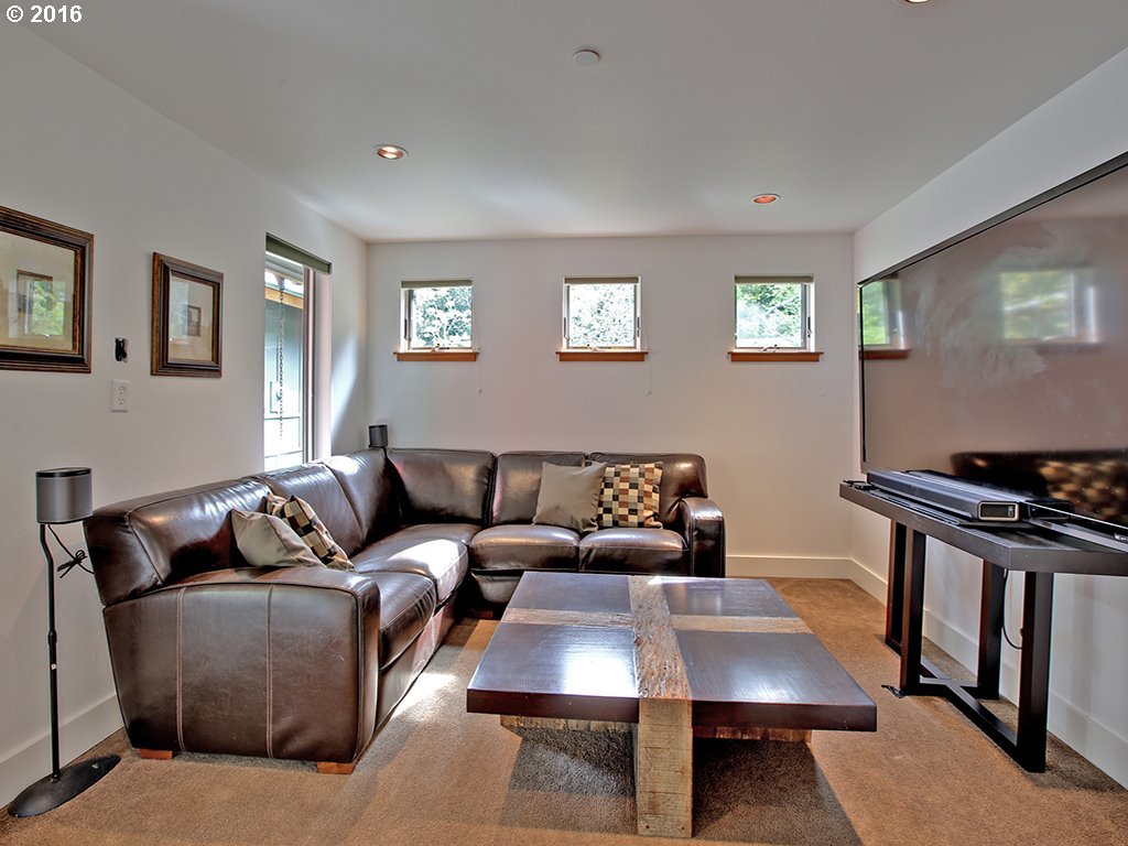 12931 Northwest Springville Road Portland, OR 97229 - Photo 19 of 25 Gallery Image 19
