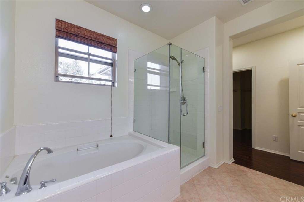 124 Chantilly Irvine, CA 92620 - Photo 16 of 20