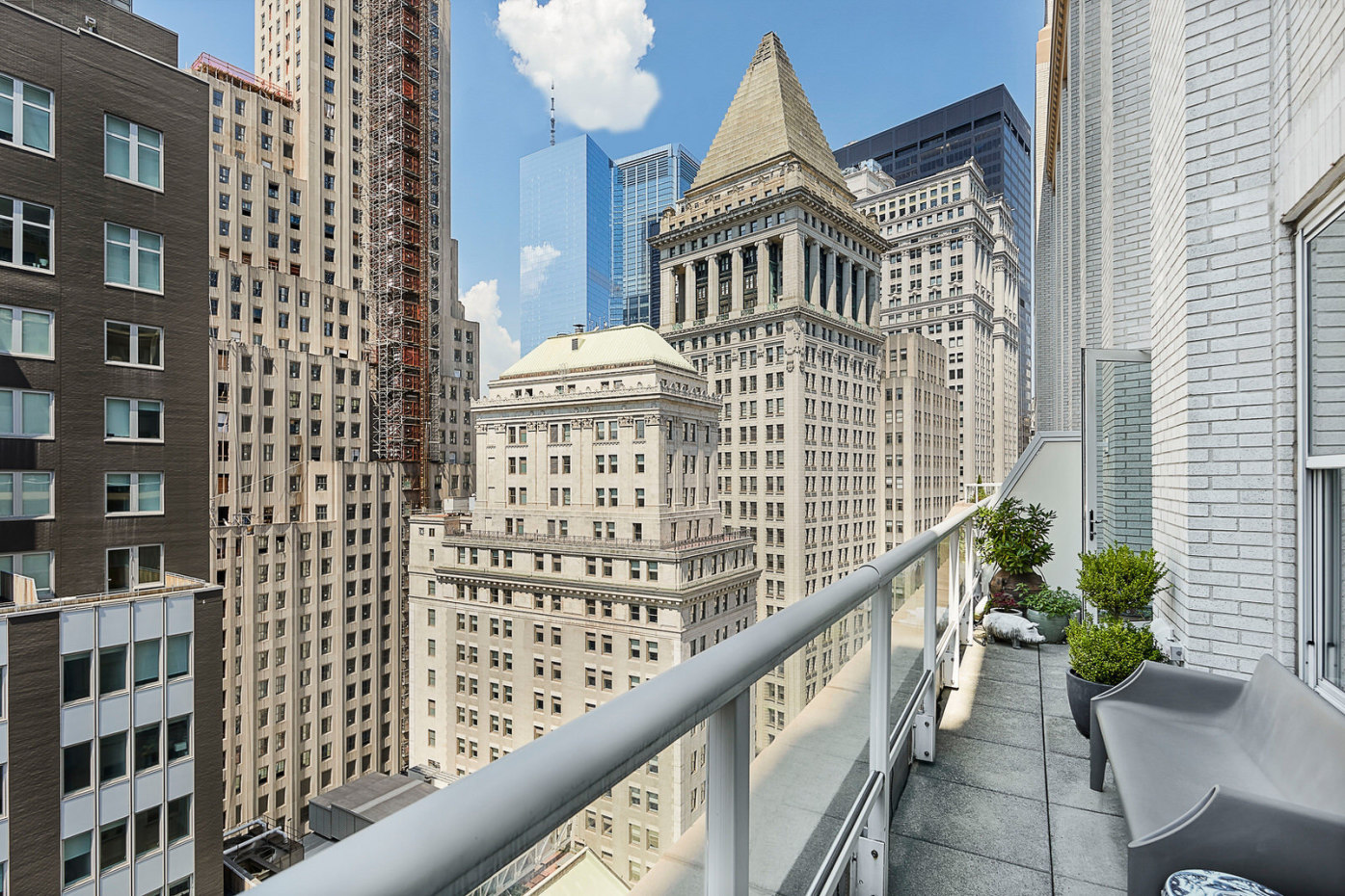 15 Broad Street, Unit 2416 Manhattan, NY 10005 - Photo 4 of 25