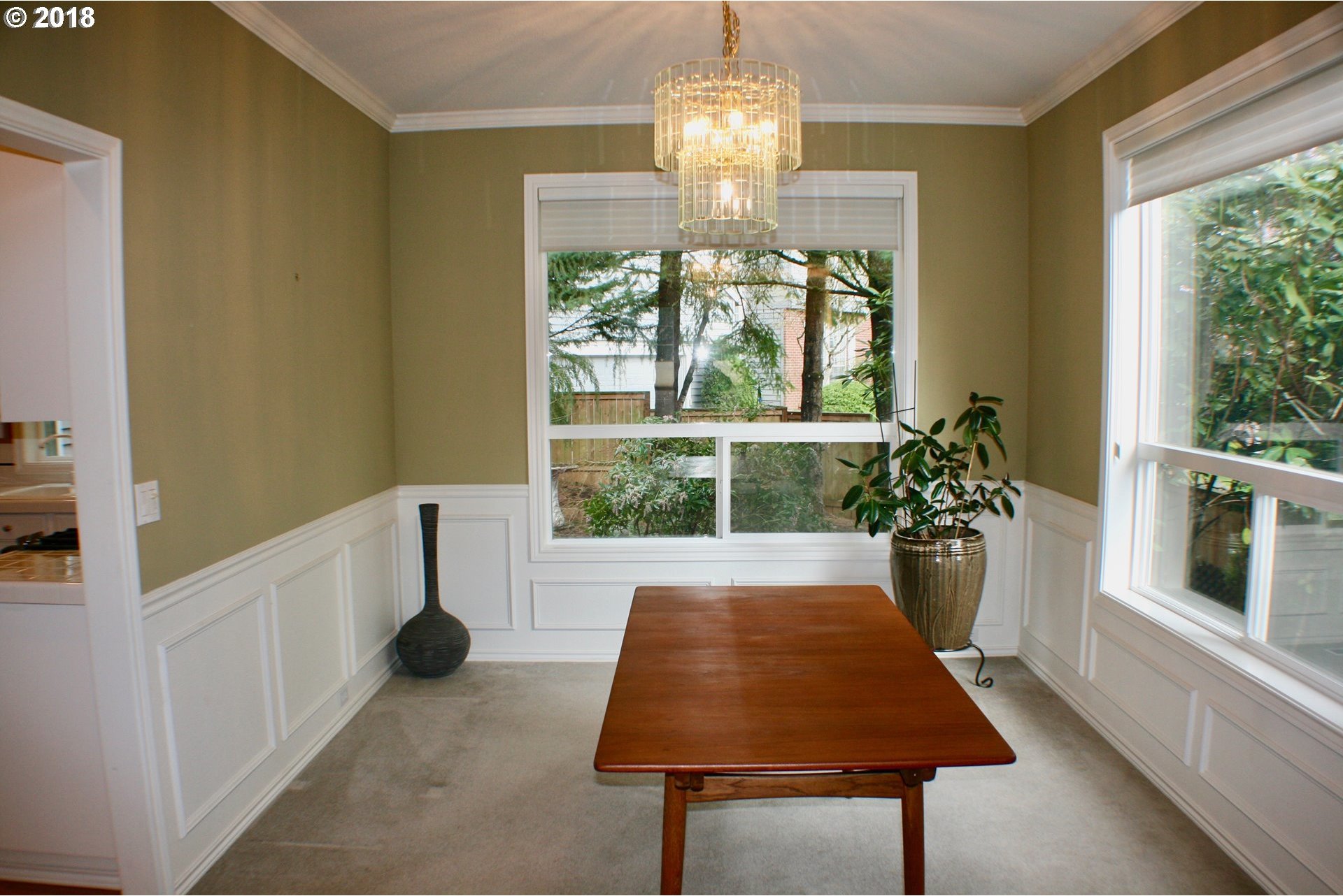 3543 Southwest Comus Street Portland, OR 97219 - Photo 3 of 25 Gallery Image 3