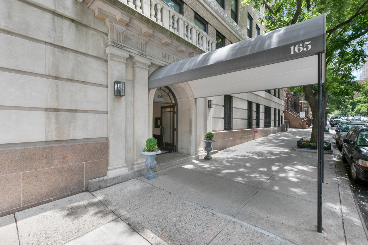 The Mirabeau 165 W 91st St, Manhattan, NY 10024 - Photo 3 of 11