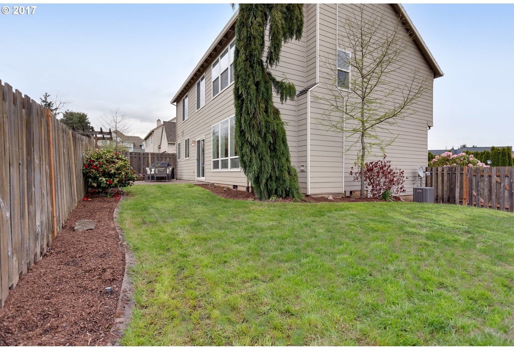 14353 Southwest Benchview Terrace Tigard, OR 97224 - Photo 2 of 30 Gallery Image 2