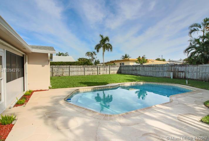 4250 Northeast 4th Avenue Boca Raton, FL 33431 - Photo 7 of 22 Gallery Image 7