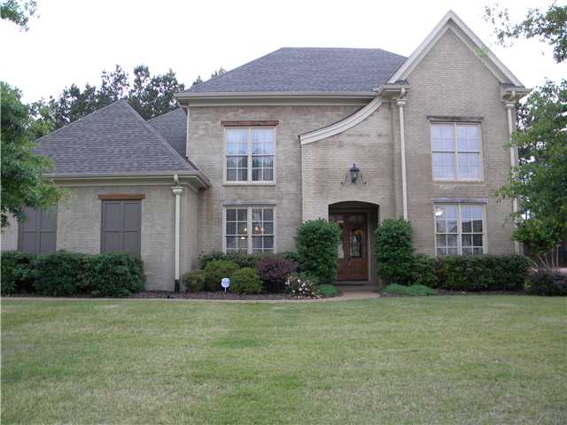 4517 Whisper Spring Drive Collierville, TN 38017 - Photo 1 of 12 Slurry Brick-Easy Care! , lovely Neighborhood , N'hood pool!