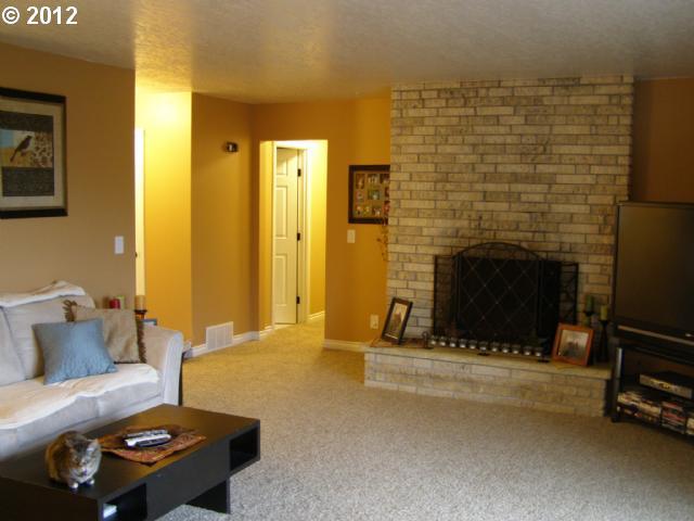 3026 Watercrest Road Forest Grove, OR 97116 - Photo 6 of 15 Gallery Image 6