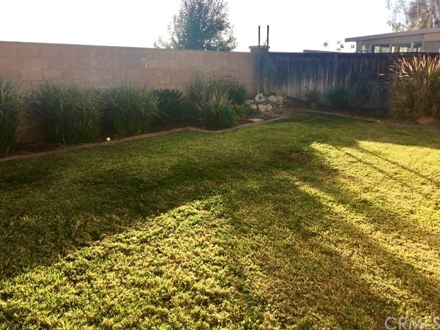 33021 Eagle Point Drive Yucaipa, CA 92399 - Photo 5 of 16