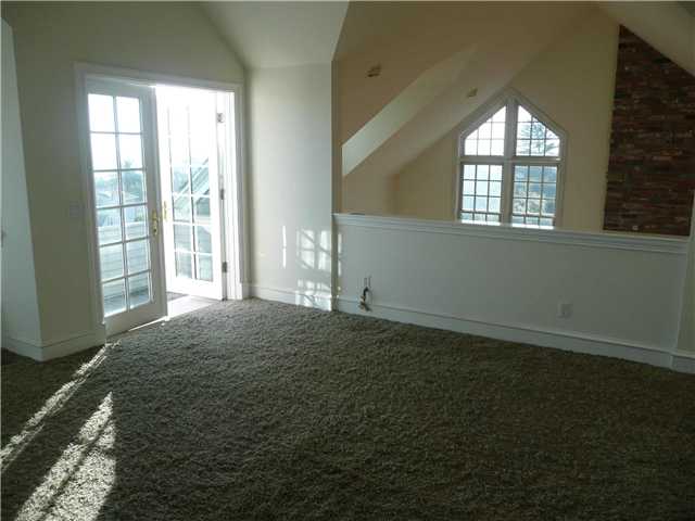 5410 La Jolla Mesa Drive La Jolla, CA 92037 - Photo 8 of 21 Master bedroom with sit down ocean views