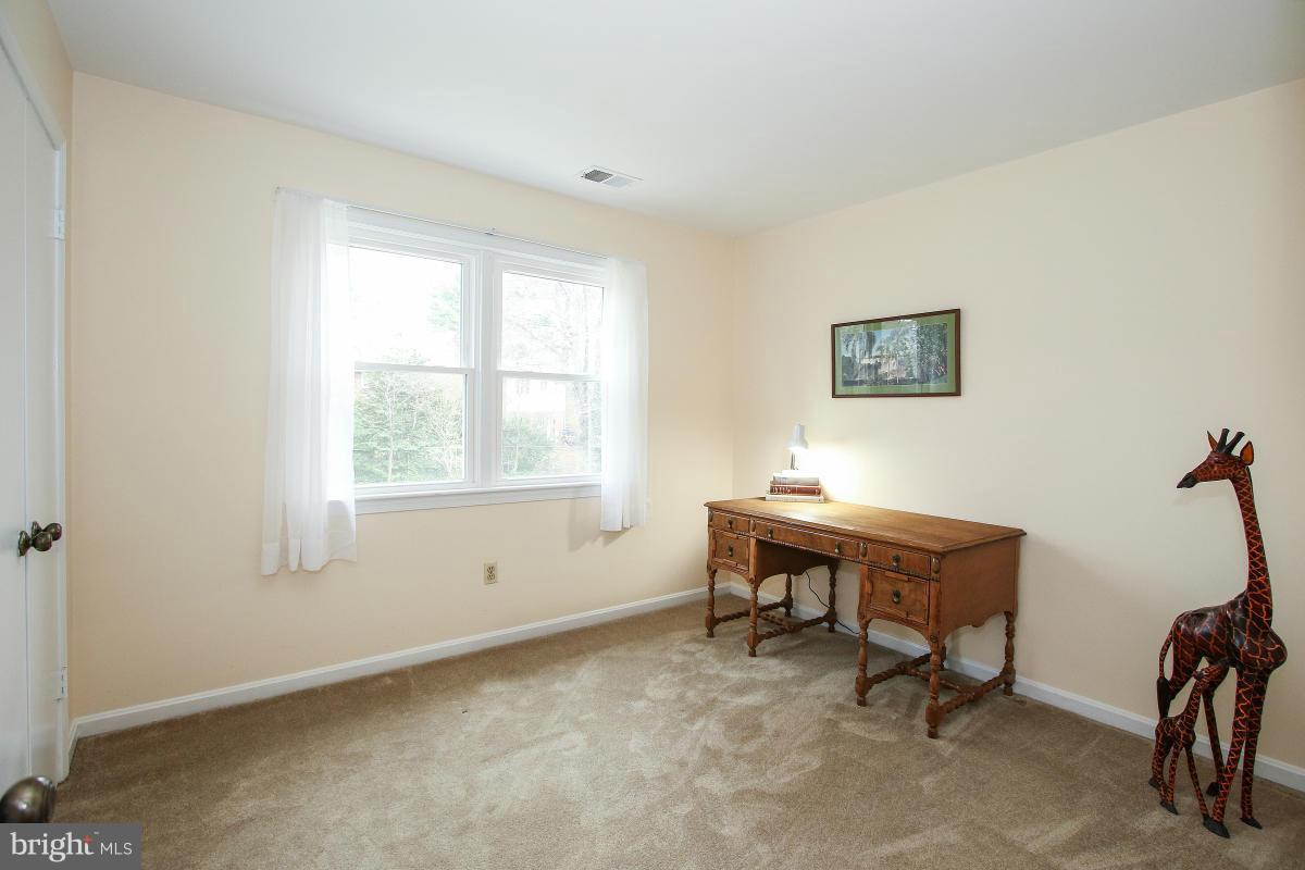 8712 Seven Locks Road Bethesda, MD 20817 - Photo 23 of 29