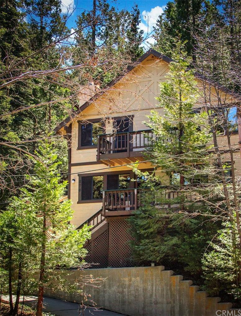 270 Terrace Road Lake Arrowhead, CA 92352 - Photo 1 of 1