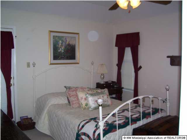 5675 Center Hill Road Olive Branch, MS 38654 - Photo 5 of 9 Gallery Image 5
