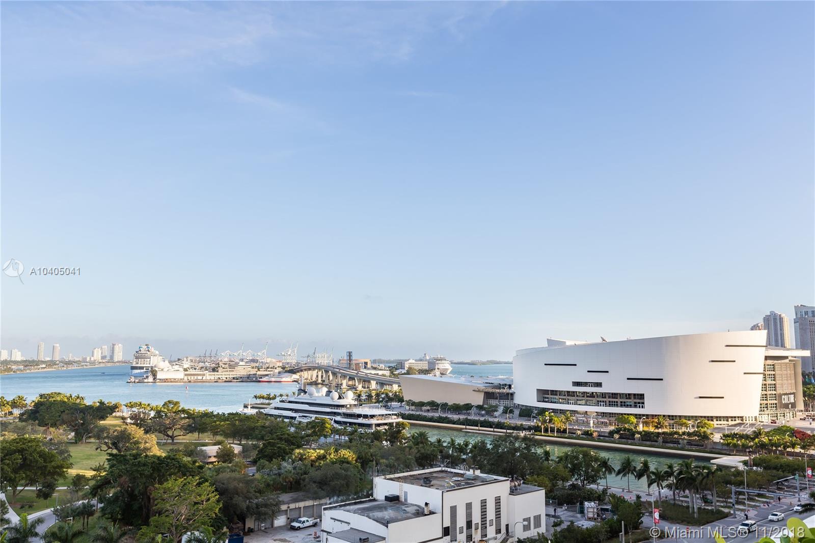 1040 Biscayne Boulevard, Unit 4407 Miami, FL 33132 - Photo 27 of 33