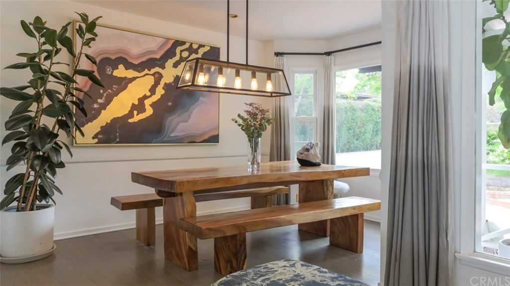 154 Allen Avenue Glendale, CA 91201 - Photo 13 of 32