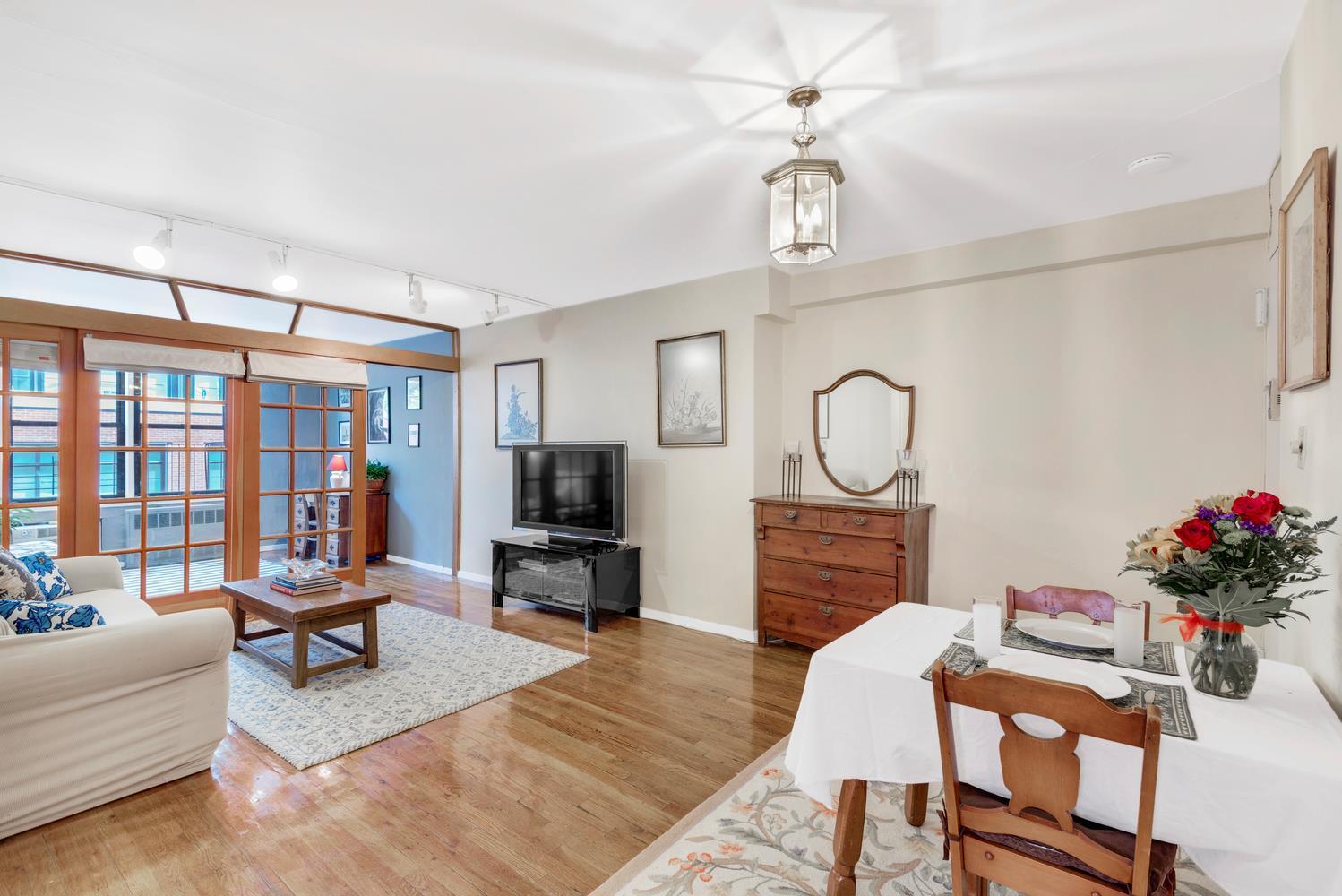 165 Christopher Street, Unit Undisclosed Manhattan, NY 10014 - Photo 1 of 7