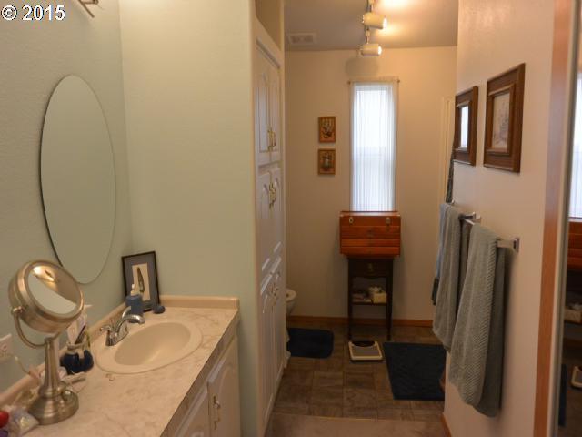 915 Pipeline Road Goldendale, WA 98620 - Photo 8 of 14 Gallery Image 8
