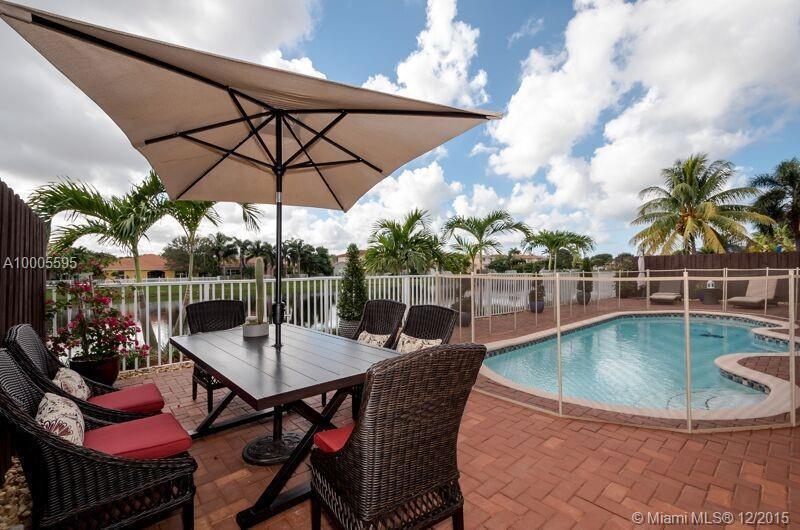 15962 Southwest 62nd Street Miami, FL 33193 - Photo 32 of 33