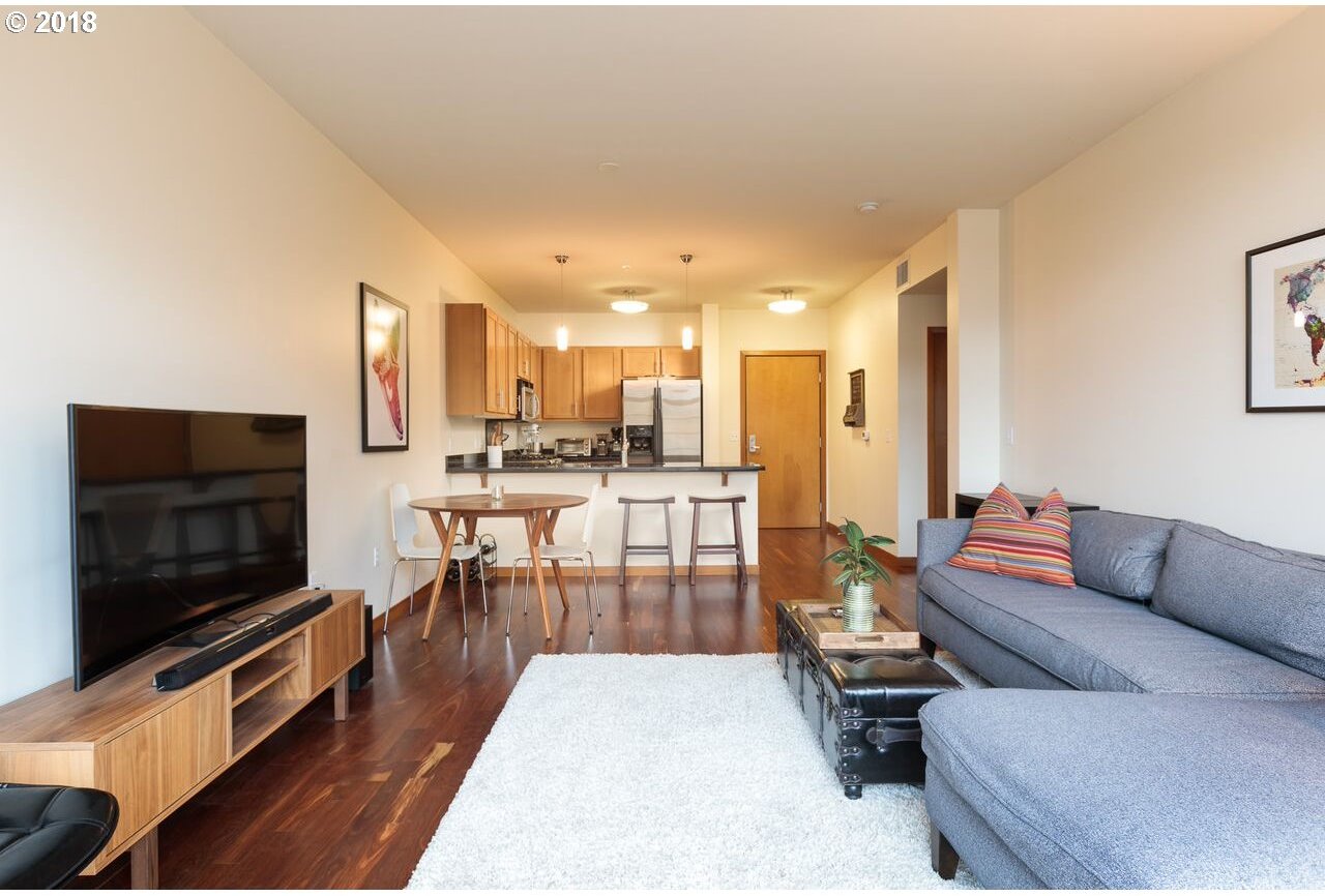 2335 Northwest Raleigh Street, Unit 331 Portland, OR 97210 - Photo 5 of 19 Gallery Image 5