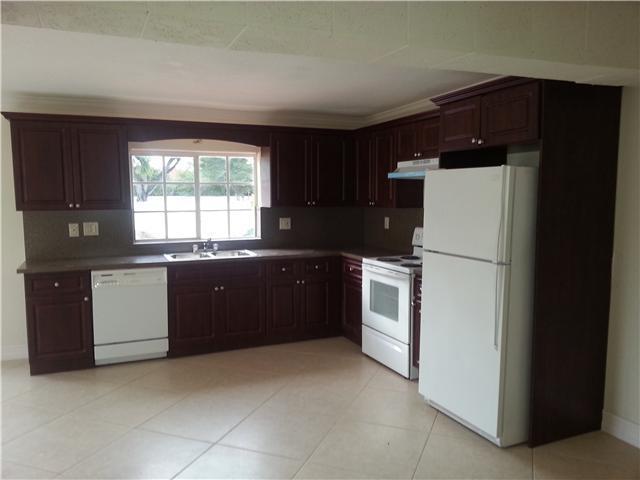 7914 Southwest 146th Court Miami, FL 33183 - Photo 2 of 8