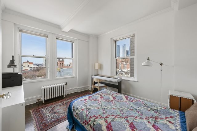 $770,000 | 365 West 20th Street, Unit 11E | Chelsea