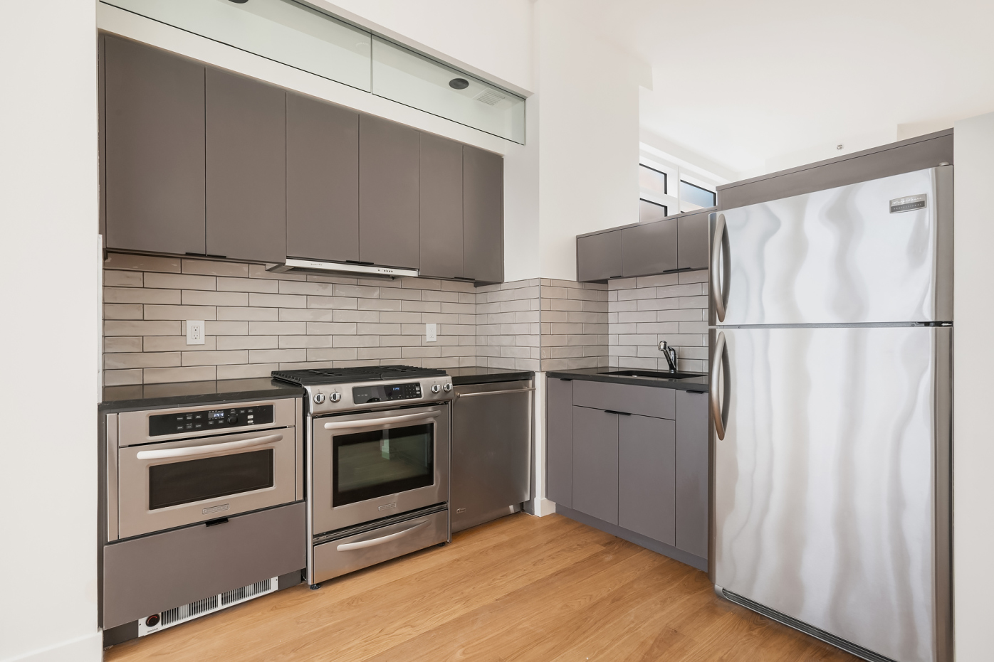 306 West 48th Street, Unit 5C Manhattan, NY 10036 - Photo 3 of 11