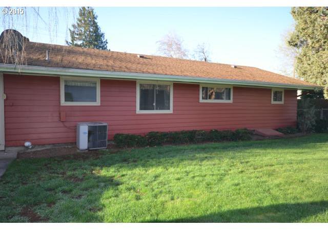 370 Northeast 3rd Street Dufur, OR 97021 - Photo 13 of 15 Gallery Image 13