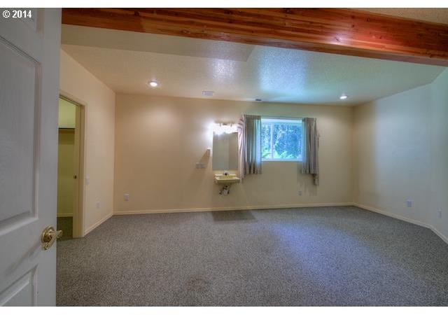231 Primrose Road Kelso, WA 98626 - Photo 2 of 16 Gallery Image 2