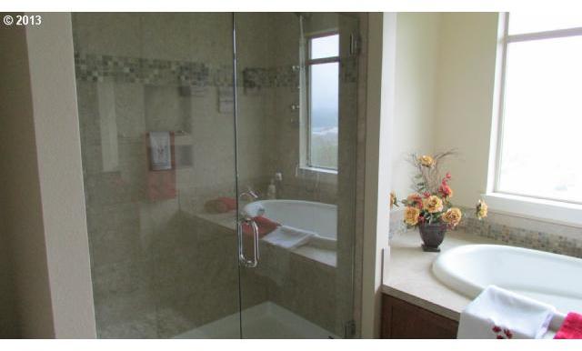 165 Bluff Road Kelso, WA 98626 - Photo 13 of 16 Gallery Image 13