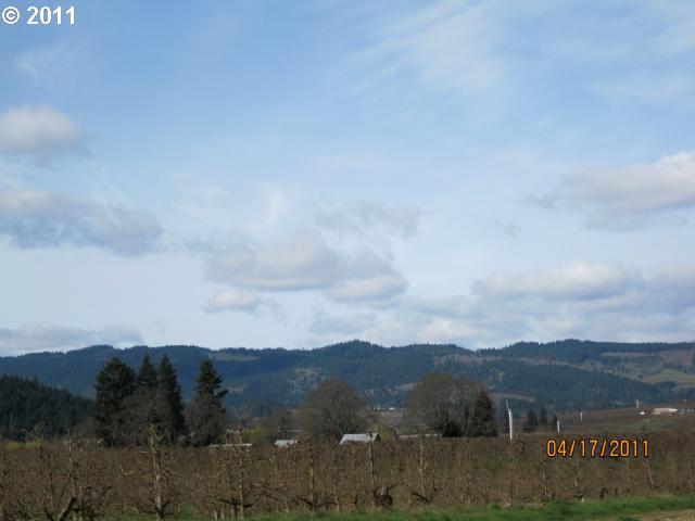 Thomsen Road Hood River, OR 97031 - Photo 4 of 15 Gallery Image 4