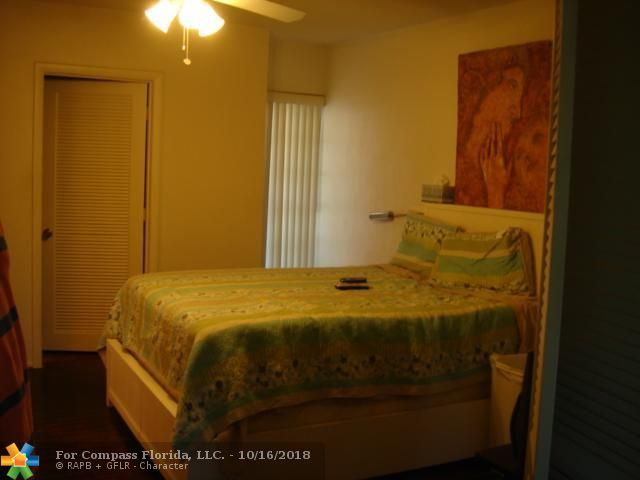 5904 Cedar Circle Tamarac, FL 33319 - Photo 6 of 11