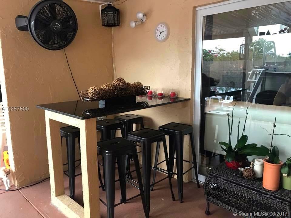 13854 Southwest 67th Terrace Miami, FL 33183 - Photo 6 of 24