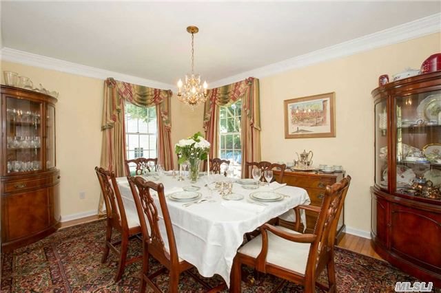175 Old Field Road East Setauket, NY 11733 - Photo 5 of 20