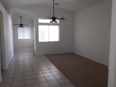 4320 Berkshire Road Bakersfield, CA 93313 - Photo 2 of 16 Gallery Image 2