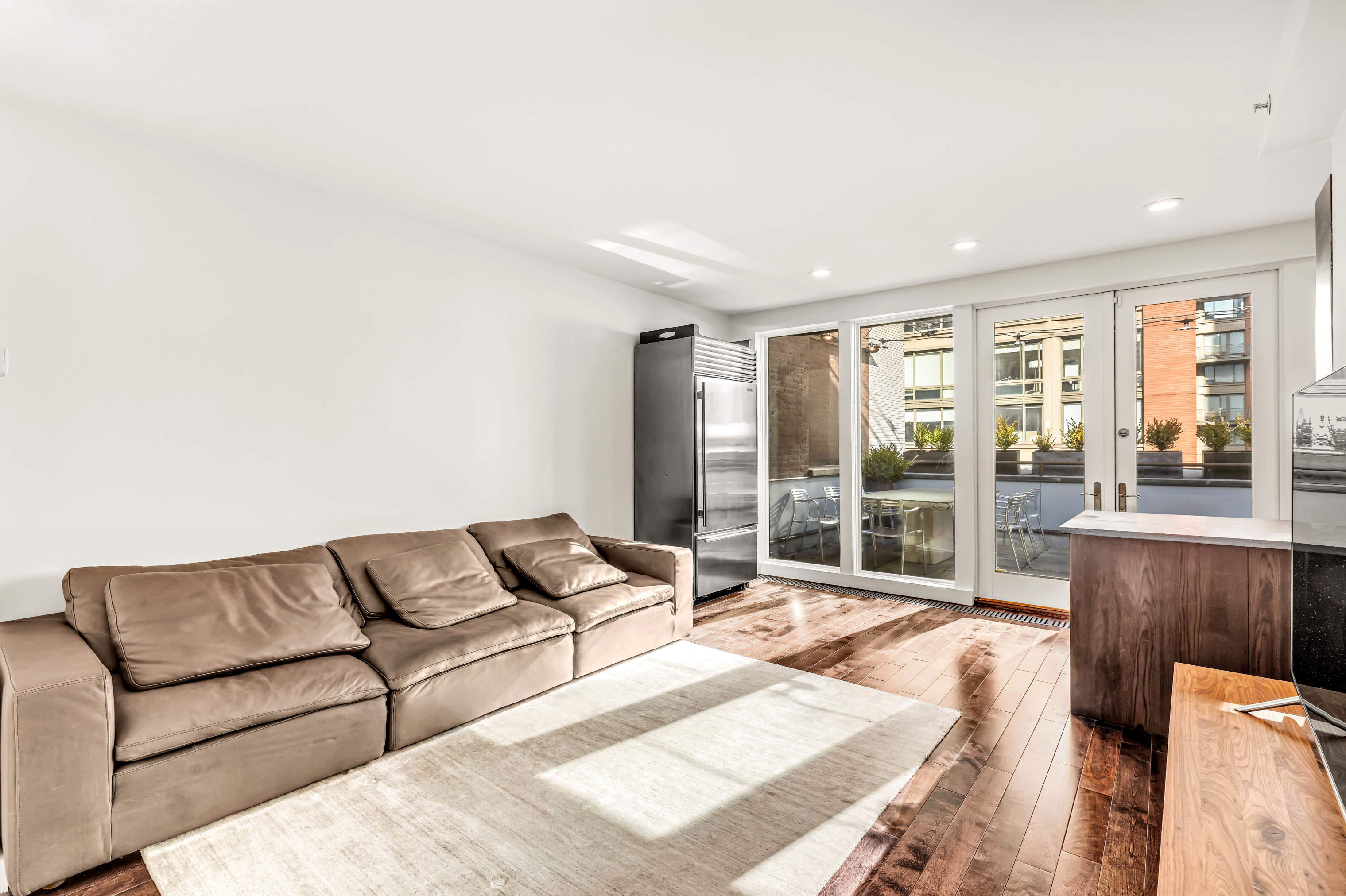 52 West 22nd Street, Unit PH Manhattan, NY 10010 - Photo 2 of 9