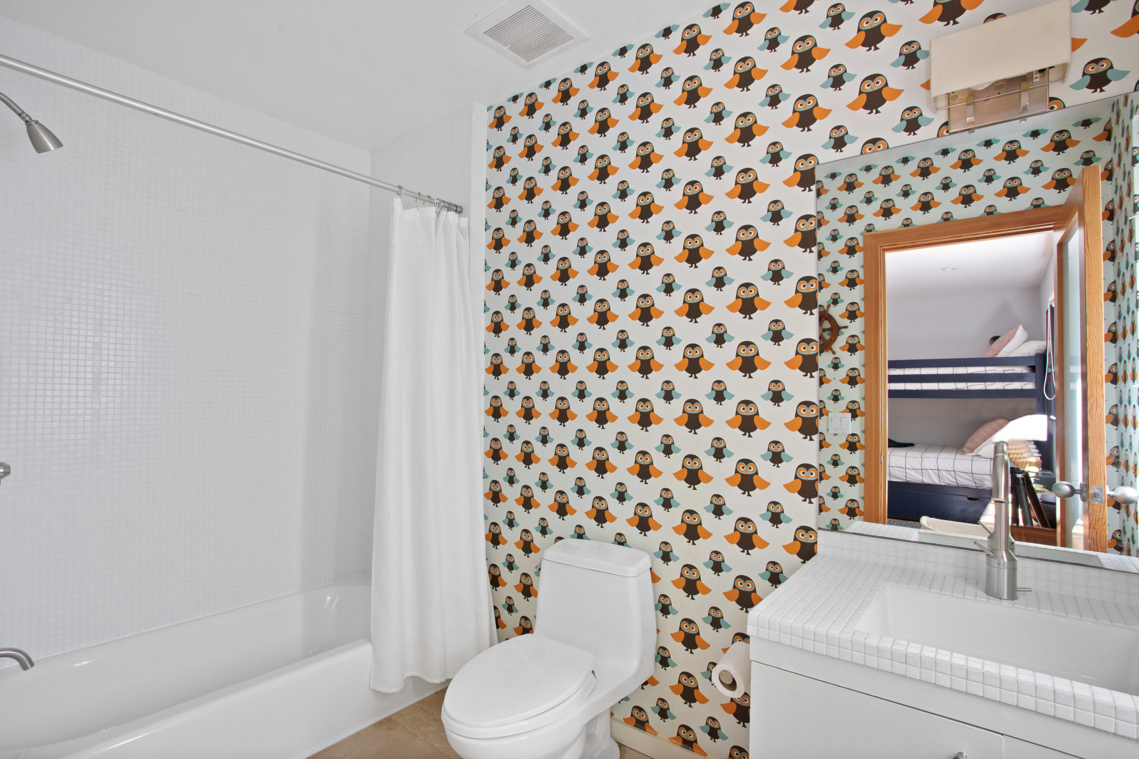 2017 De Mille Drive Los Angeles, CA 90027 - Photo 17 of 24