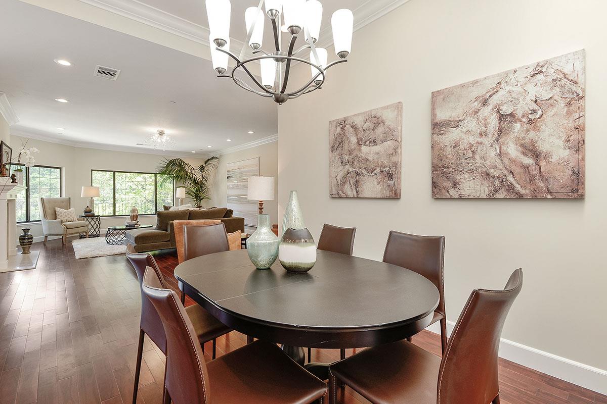 760 Darrell Road Hillsborough, CA 94010 - Photo 26 of 98